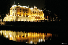 The Branicki Palace at night